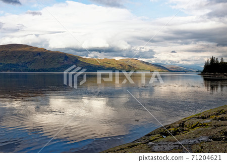 Relaxing picnic area at Loch Linnhe - west coast Scotland Relaxing picnic area at Loch Linnhe - west coast Scotland 71204621