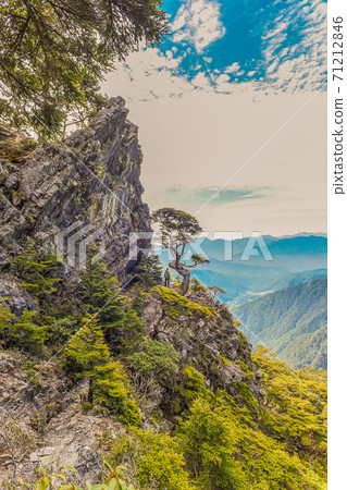 台灣百岳-雪山武陵四秀步道(桃山 品田 池有 克拉業 與 新達山屋) 台灣百岳-雪山武陵四秀步道(桃山 品田 池有 克拉業 與 新達山屋) 71212846