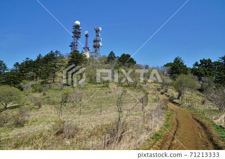 Radio tower of Mitsutogeyama Mt. Osutaka Radio tower of Mitsutogeyama Mt. Osutaka 71213333