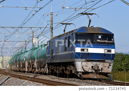 EF210 type oil transportation freight train EF210 type oil transportation freight train 71214745