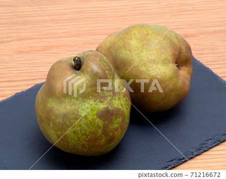 梨納西拉法國 71216672