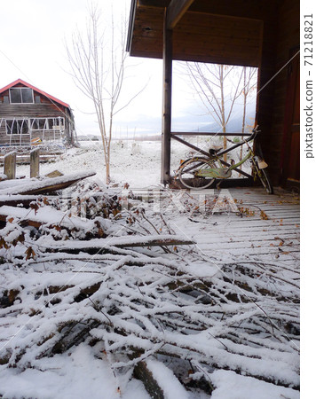 Winter news from the northern foothills Winter news from the northern foothills 71218821