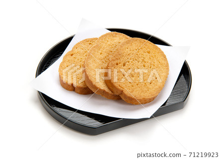 Rusk of baked goods 71219923