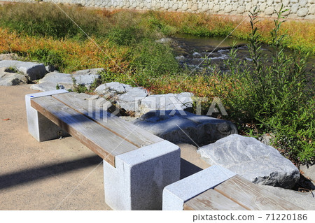 溪流秀麗 71220186