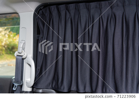 Image of staying in the car with curtains 71223906