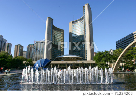 Canada Toronto City Hall 71224203
