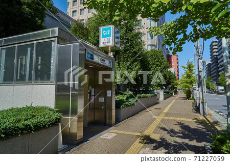 Gokokuji Station Kodansha side fine weather 71227059