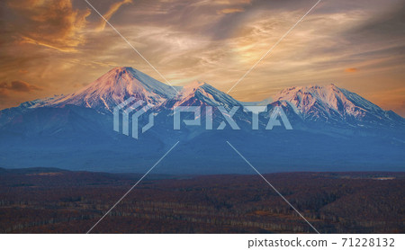 sunset at Avachinsky and Kozelsky volcano on the Kamchatka Peninsula 71228132
