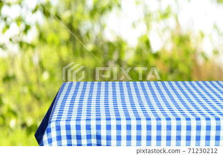 Empty table background Empty table background 71230212