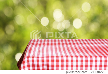 Empty table background Empty table background 71230276