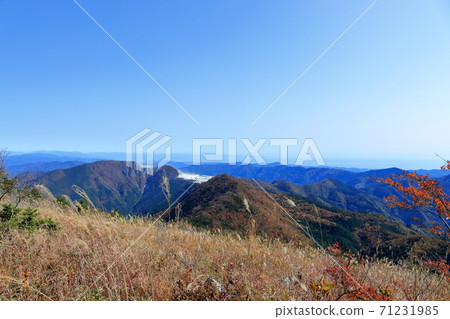 天狗之森秋天的風景（四國喀斯特天狗高原） 71231985