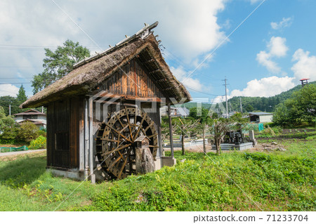 大町市三ima新光的水車小屋 71233704