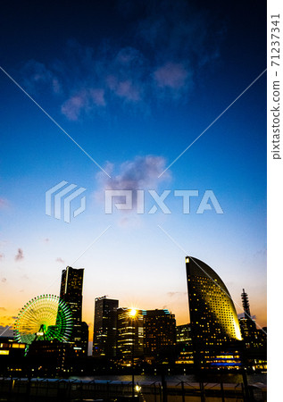 從日落在橫濱的夜景 從日落在橫濱的夜景 71237341