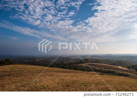 Scenery of Oshito stone hill in the clear autumn sky Scenery of Oshito stone hill in the clear autumn sky 71240271