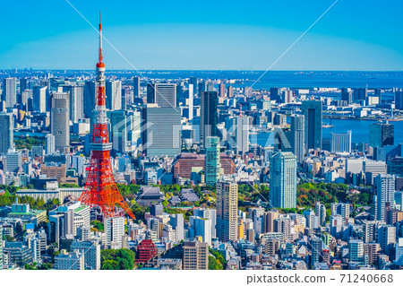 Skyscrapers in Tokyo seen from Roppongi, clear blue sky in autumn Skyscrapers in Tokyo seen from Roppongi, clear blue sky in autumn 71240668