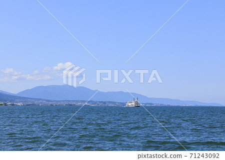 Lake Biwa and Michigan in early summer from Hamaotsu, Otsu City, Shiga Prefecture 71243092