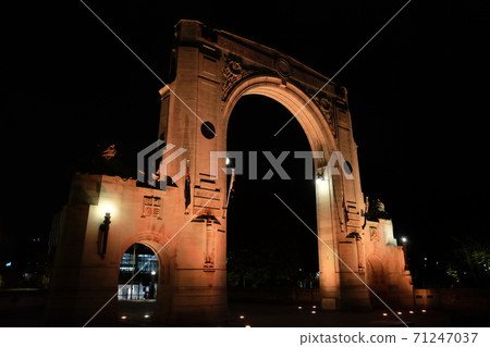 基督教堂裡最美麗的“紀念橋” 71247037