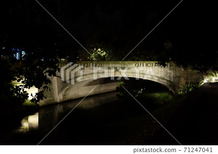 The most beautiful "Remembrance Bridge" in Christchurch The most beautiful "Remembrance Bridge" in Christchurch 71247041