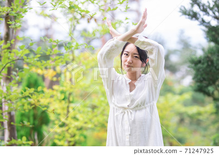 A woman in nature 71247925