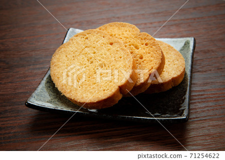 Rusk of baked goods Rusk of baked goods 71254622