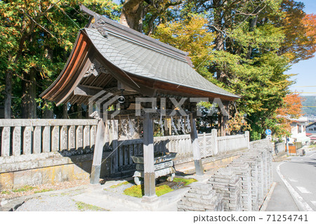 Nagano Prefecture Suwa Taisha Upper Shrine Hongu Omotesando / Chozuya Nagano Prefecture Suwa Taisha Upper Shrine Hongu Omotesando / Chozuya 71254741
