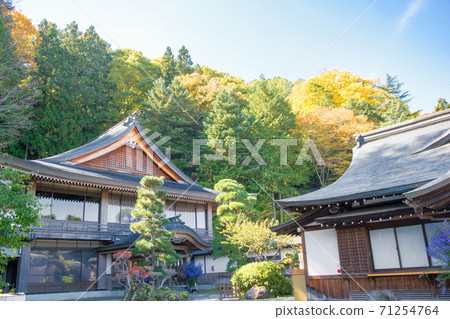 長野縣Su訪大社上神社本宮神社 長野縣Su訪大社上神社本宮神社 71254764