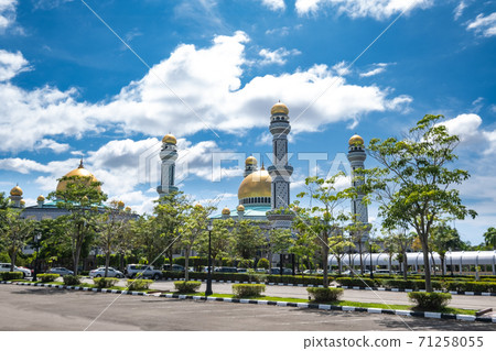 Brunei New Mosque and Blue Sky 71258055