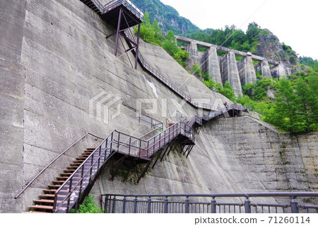 Kurobe Dam, Tateyama Town, Toyama Prefecture Kurobe Dam, Tateyama Town, Toyama Prefecture 71260114