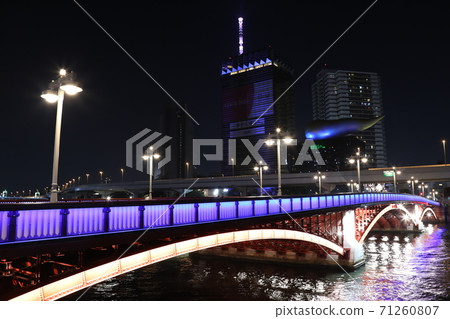 Illumination of the Sumida River Bridge that creates a lively waterside "Azumabashi" Illumination of the Sumida River Bridge that creates a lively waterside "Azumabashi" 71260807