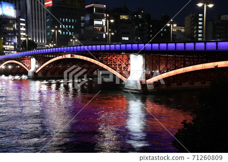 Illumination of the Sumida River Bridge that creates a lively waterside "Azumabashi" Illumination of the Sumida River Bridge that creates a lively waterside "Azumabashi" 71260809