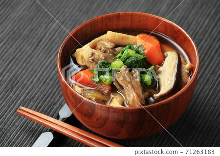 蘑菇汁 71263183