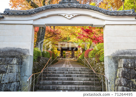 長野縣木曾福島耕禪寺 長野縣木曾福島耕禪寺 71264495