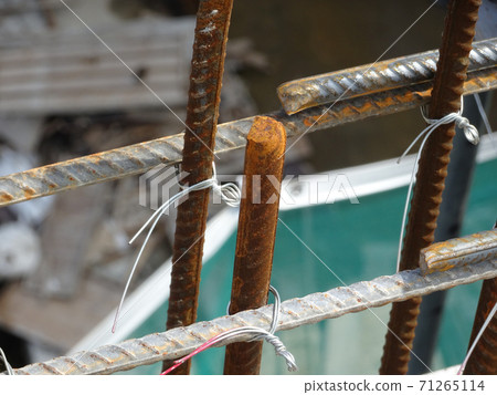 SEREMBAN, MALAYSIA -AUGUST 05, 2017: Steel reinforcement bar used to reinforced concrete at the construction site. It was tied together using tiny wires.     71265114