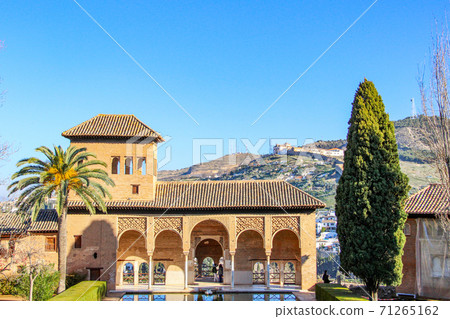 building, church, cordoba 71265162