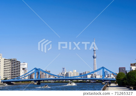 S田川上的清洲橋和東京晴空塔 S田川上的清洲橋和東京晴空塔 71265327