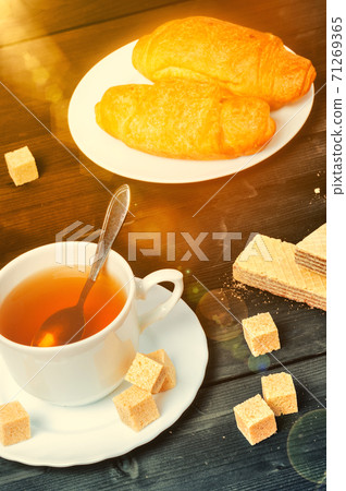 romantic healthy breakfest early morning every day 71269365