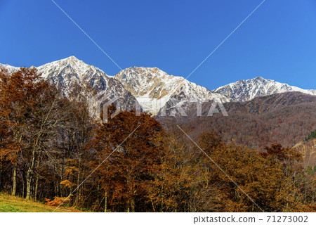 深秋白馬宮山 71273002
