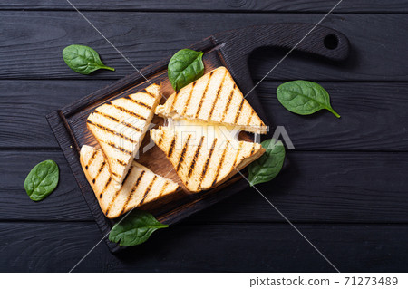 Grilled sandwiches with cheese Grilled sandwiches with cheese 71273489