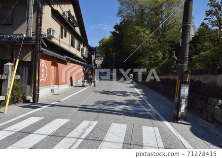 Higashiyama Ward Higashiyama Ward 71278415