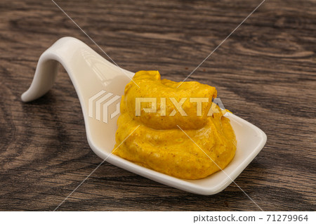 Asian Curry sauce in the bowl Asian Curry sauce in the bowl 71279964