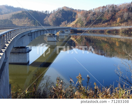 Tobetsu Dam (Tobetsu Town, Ishikari District, Hokkaido) 71283108