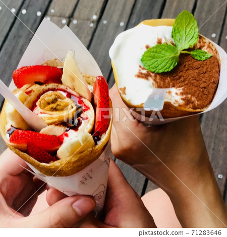 Crepe Crepe 71283646