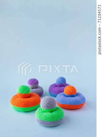 Children's educational game, knitted toys, children's hand motor development. 71284571