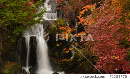 龍珠瀑布瀑布 71285776