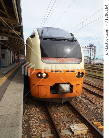 Limited Express Inaho Part 1 Limited Express Inaho Part 1 71286164