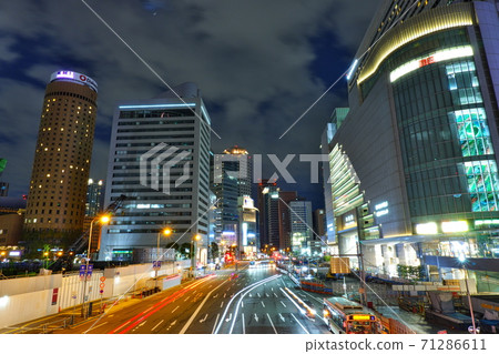 Light trails of Osaka cars Night view Night street Light trails of Osaka cars Night view Night street 71286611