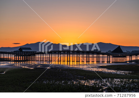 《Aomori Prefecture》 Tsuru no Maihashi / Twilight 《Aomori Prefecture》 Tsuru no Maihashi / Twilight 71287956