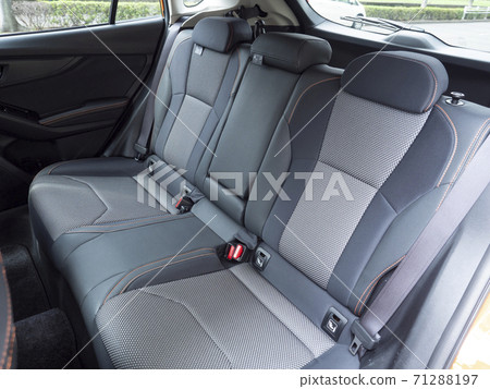 Passenger car seat 71288197