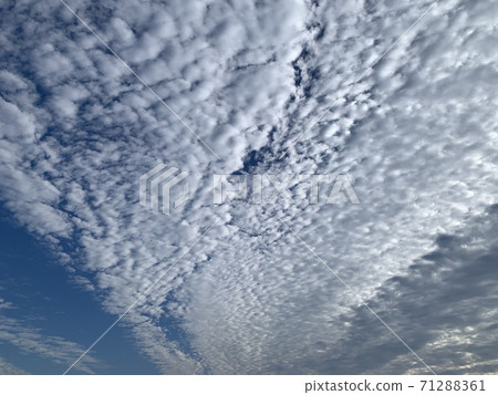 秋天的天空 秋天的天空 71288361