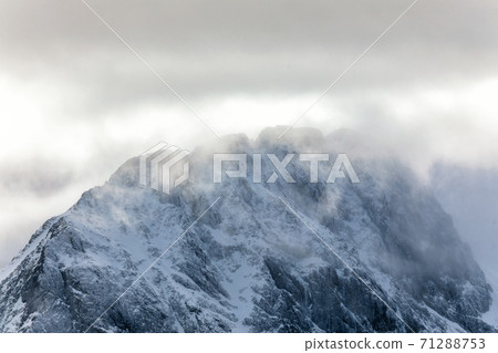 Majestic High mountains with winter snow 71288753